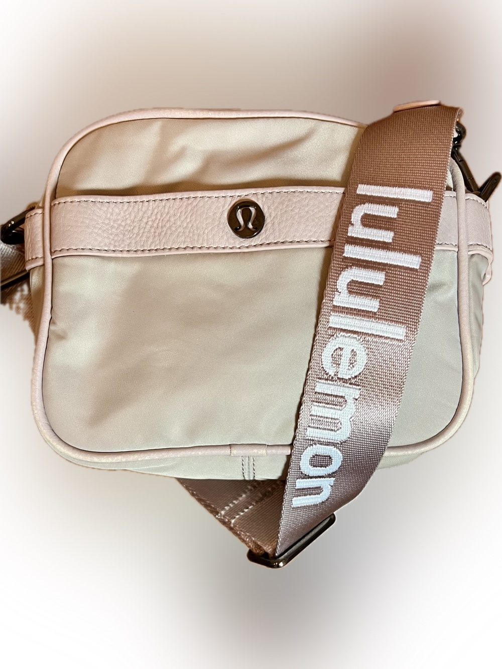 Lululemon Mini Crossbody Bag | Lavender Grey & Blush Lavender | Preloved